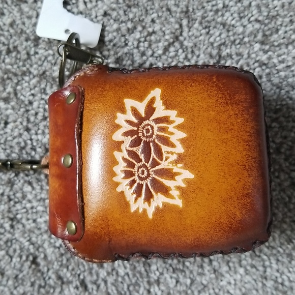 SLOTH COIN PURSE - Picture 3 of 10